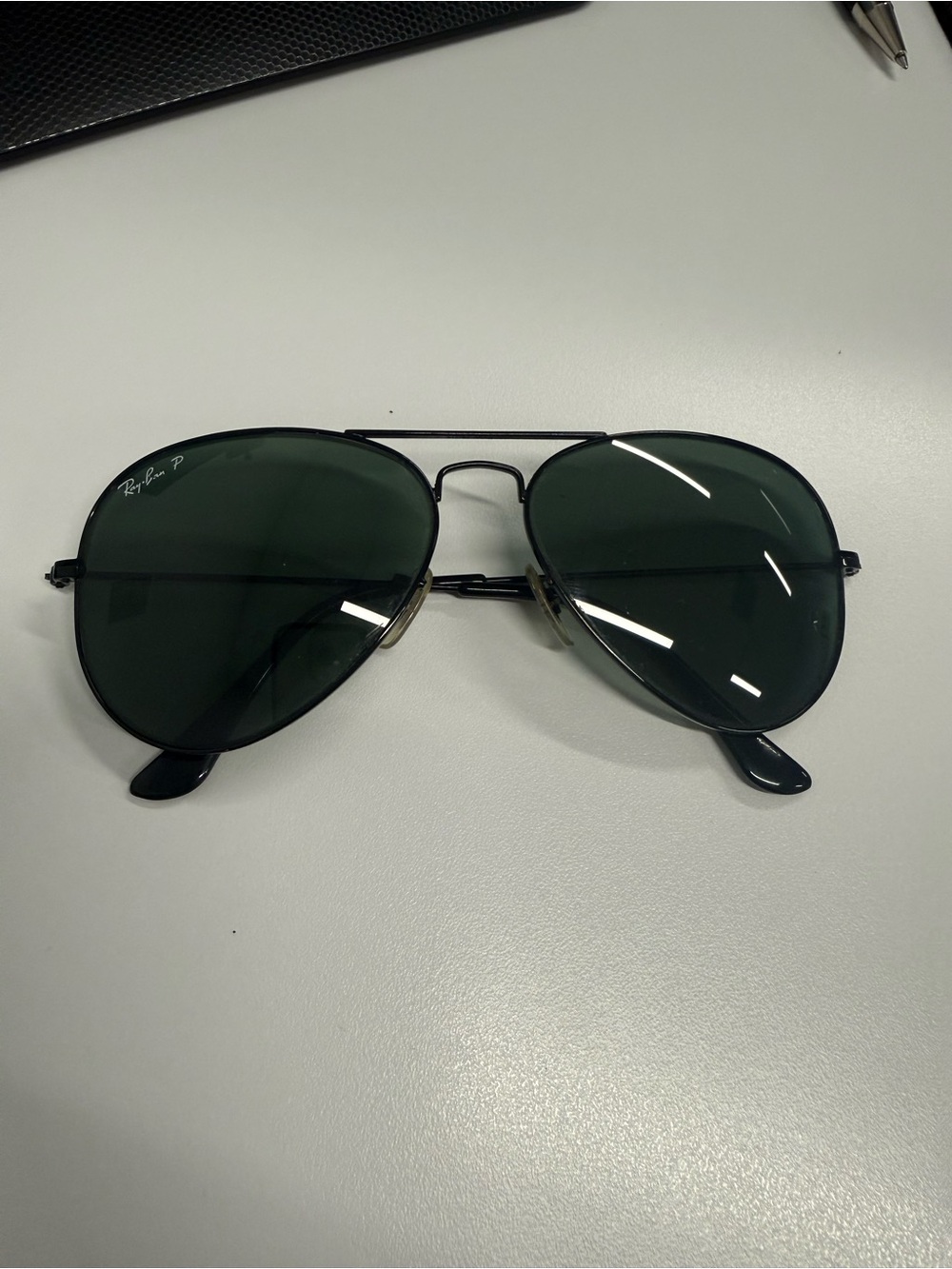 Ray-Ban Aviator Sunglasses Black Frame with Dark Green Lenses